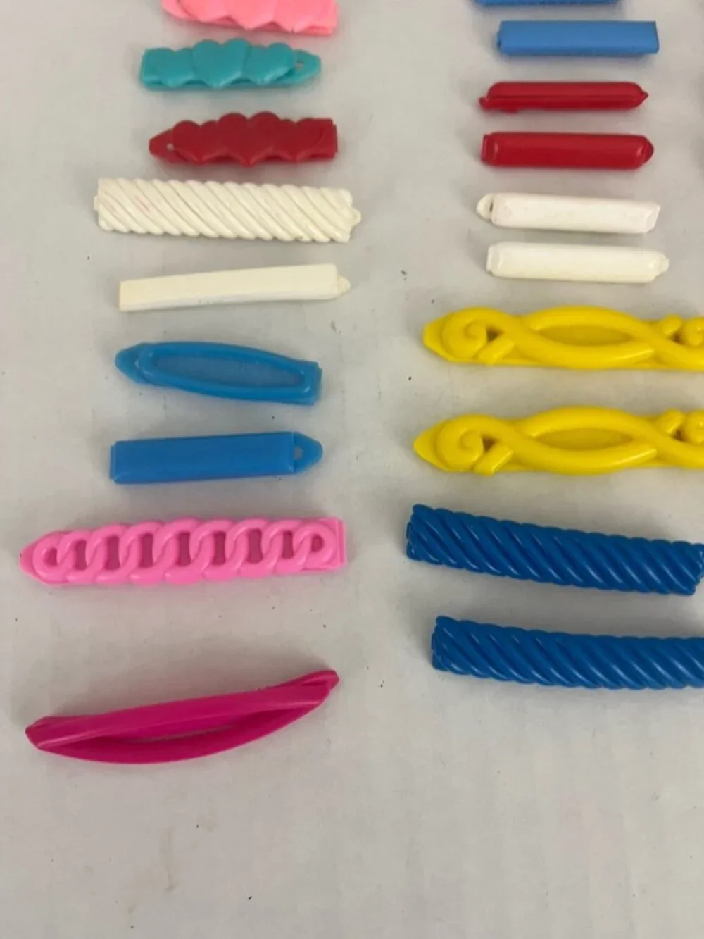 Vintage Hair Accessories Plastic Barrettes Clips Lot of 44 Singles & Sets
